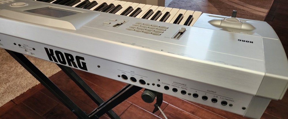 Korg Trinity V3 with MOSS