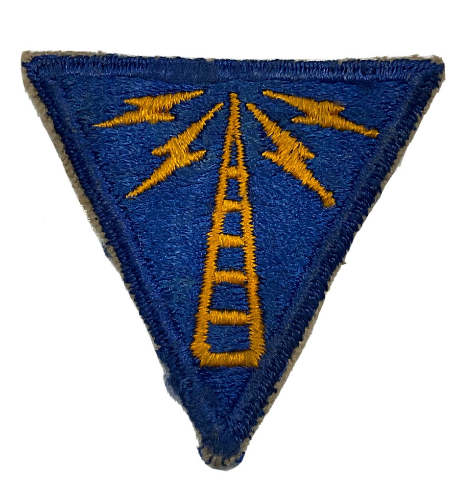 Original WWII USAAF AIR FORCE COMMUNICATIONS SPECIALIST COLOR CUT EDGE PATCH