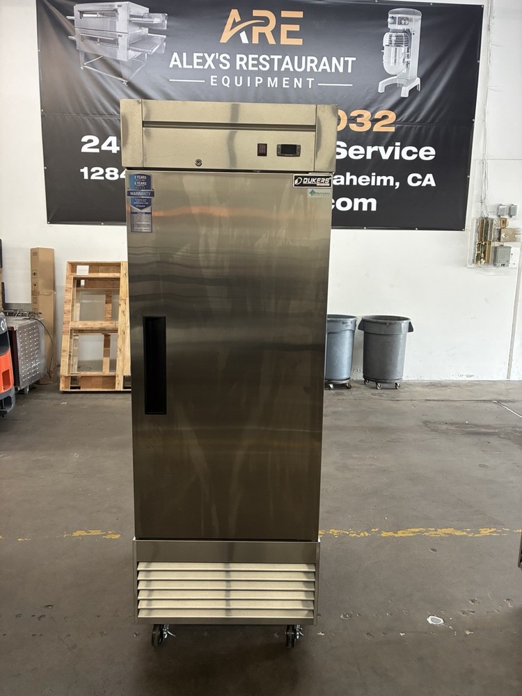 DUKERS D28R, BOTTOM Mount 1-Door REFRIGERATOR