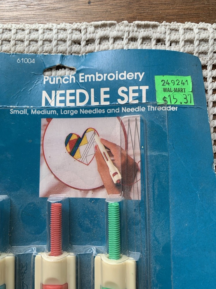 Purr-fect Punch Embroidery Needle Set Threader New Small Medium Large Threader