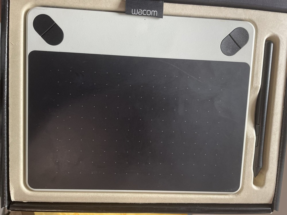 Wacom Intuos Draw Creative Graphics Tablet Small White- CTL490
