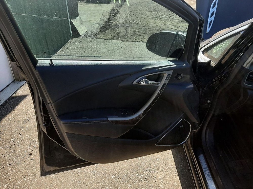 VERANO 2012 High Mounted Stop Light 1066225