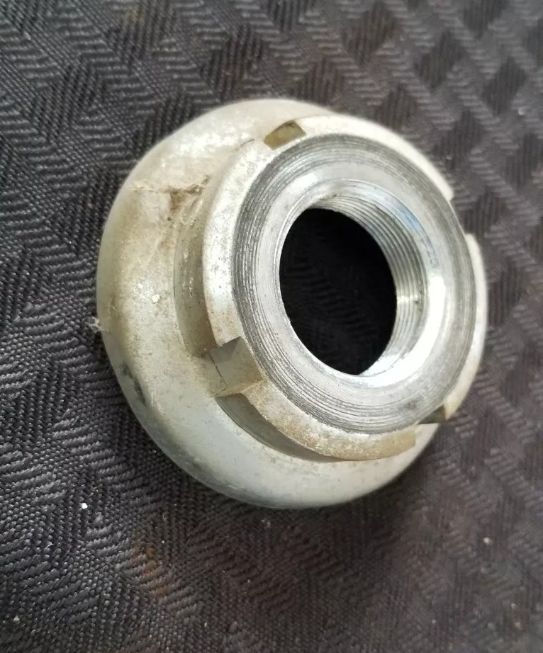 1971 Honda CL175 Triple Tree Nut ♻️