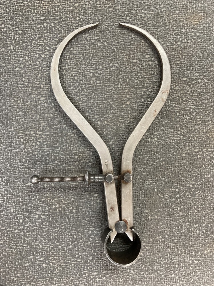 Outside Caliper Flat Leg