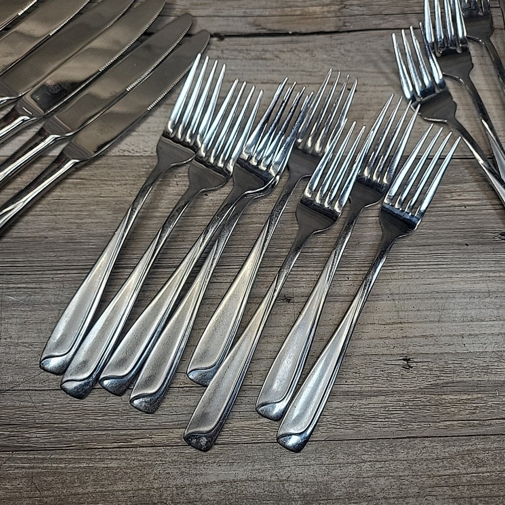 Pfaltzgraff 37 Piece Flatware Silverware Set Setting For 6 With Extras