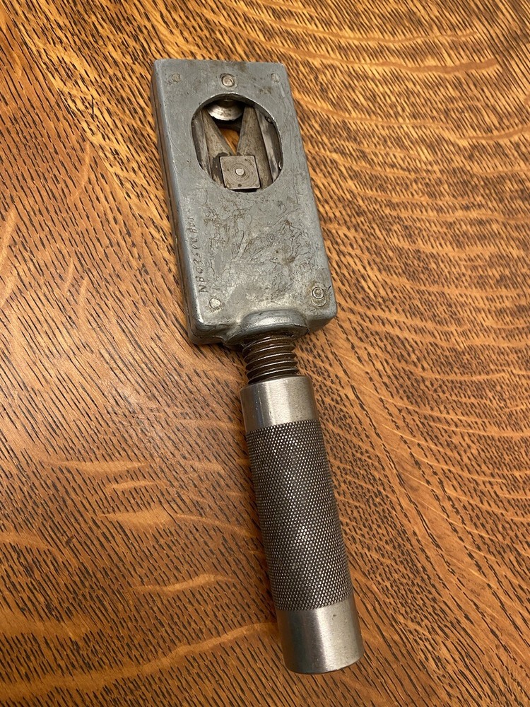 Vintage Buckingham Rethreading Tool - 6103 USA