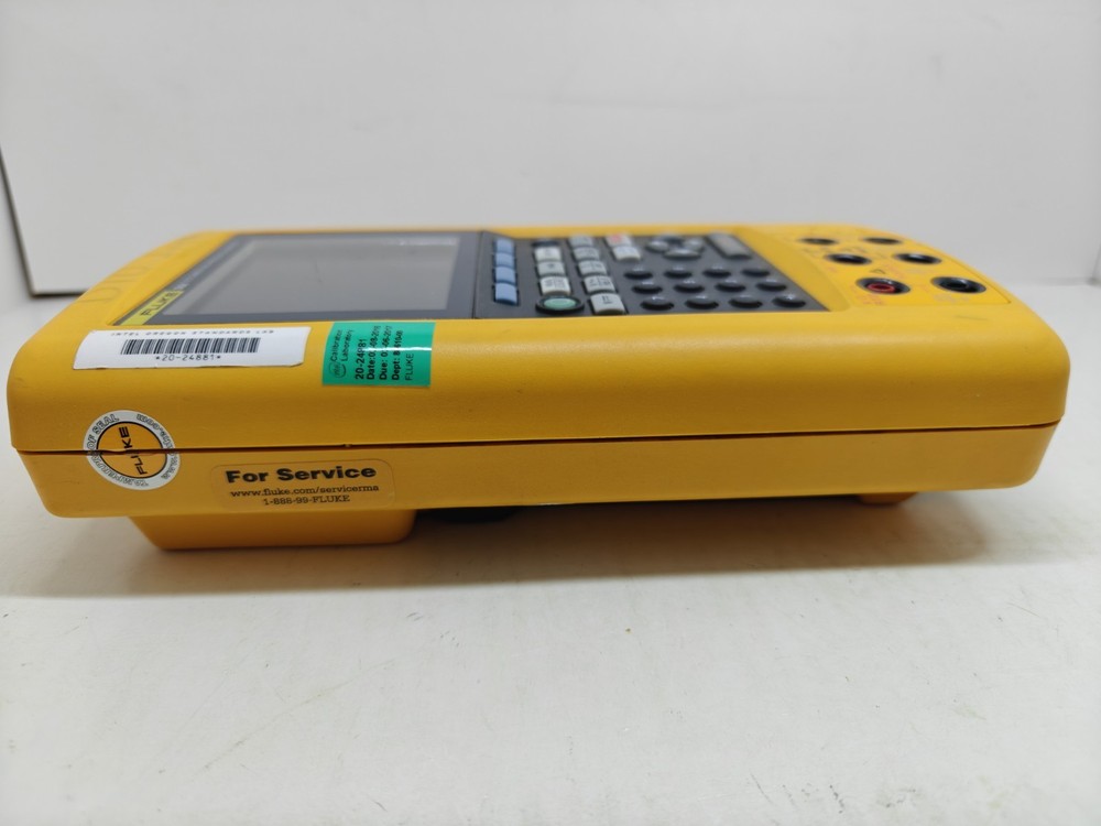 Fluke 744 Documenting Multifunction Process Calibrator W/Battery Used