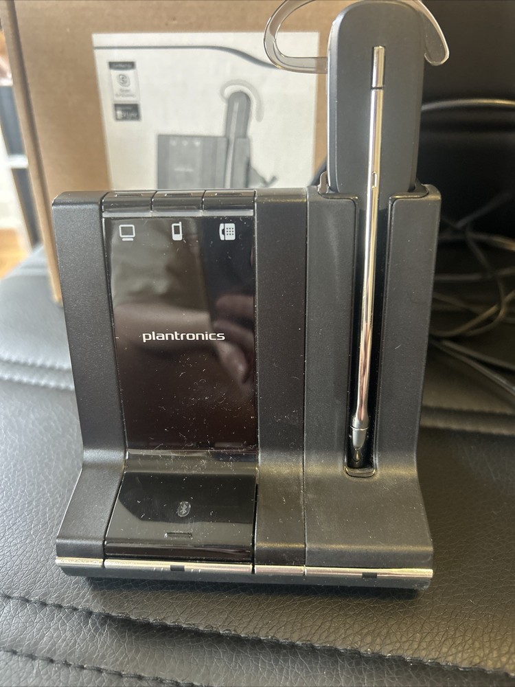 Plantronics Headset Multi Device Wireless System Savi 745 Untested Turns On