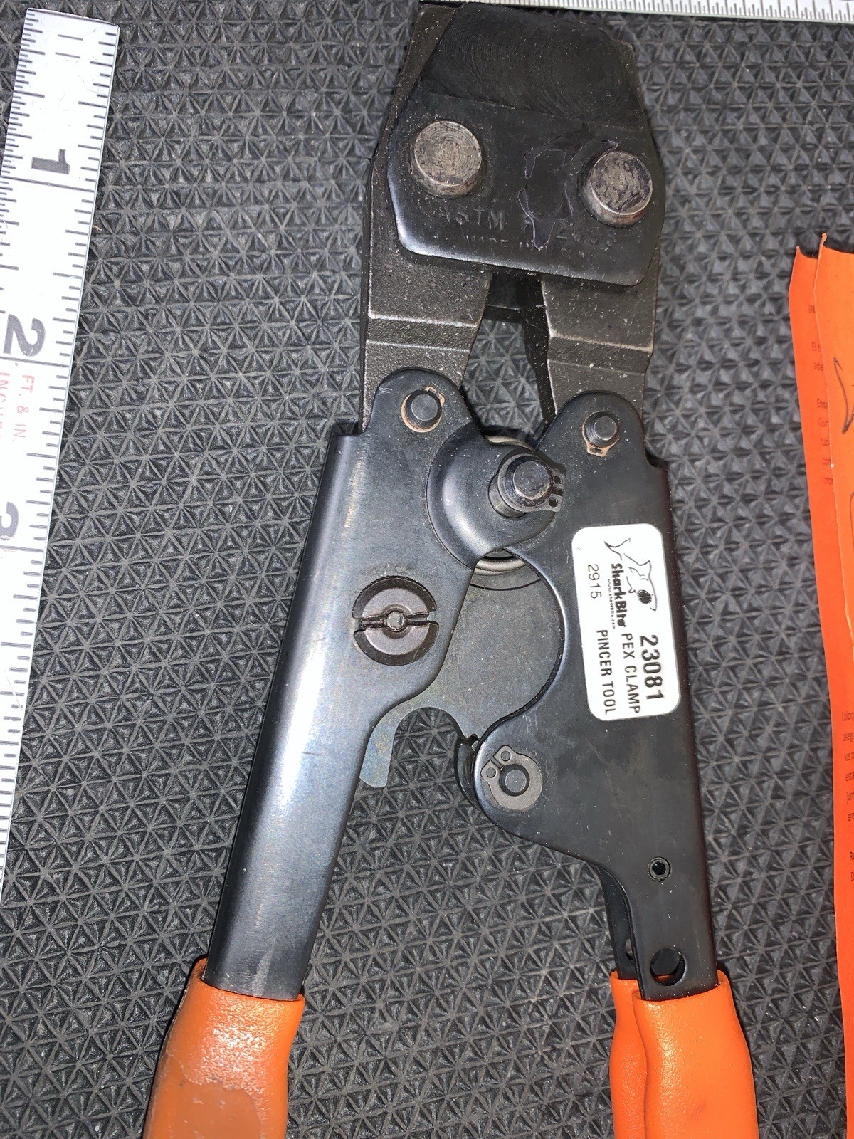 SharkBite 23081 PEX clamp tool Full Size Pex Clamp Pincer Tool