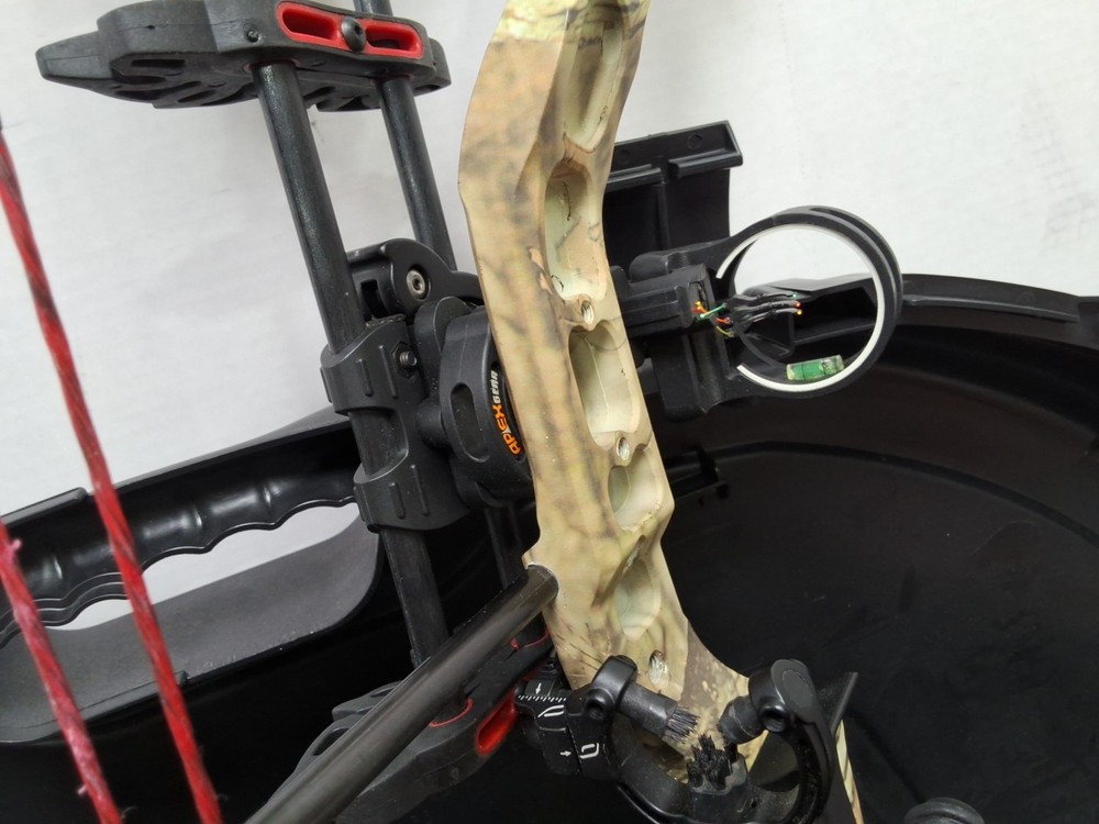 Bowtech Fuel Left Hand adjustable poundage compound bow- NEEDS STRUNG FRAME ONLY