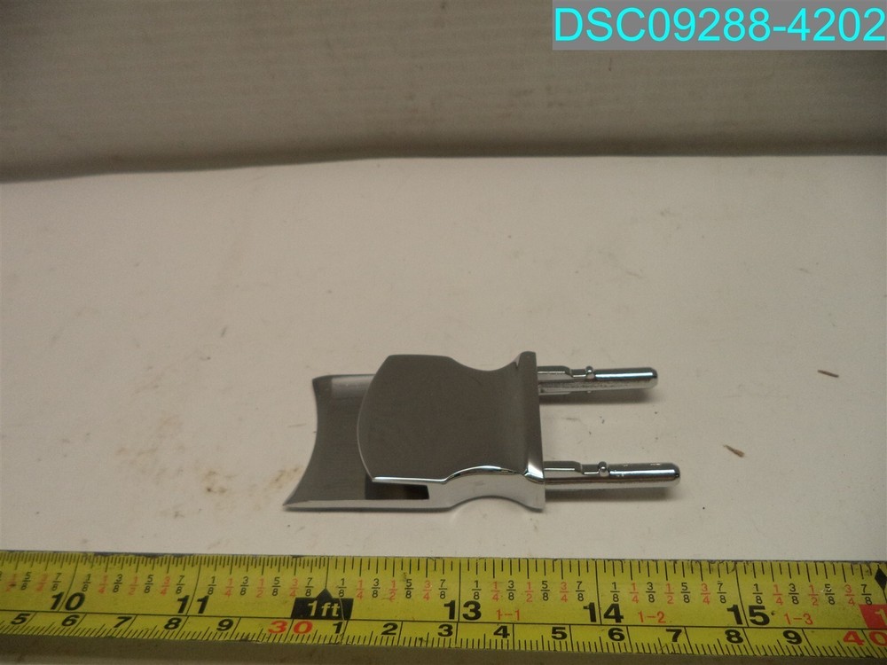 Hamilton Beach Commercial Cup Guide Assembly 990043400