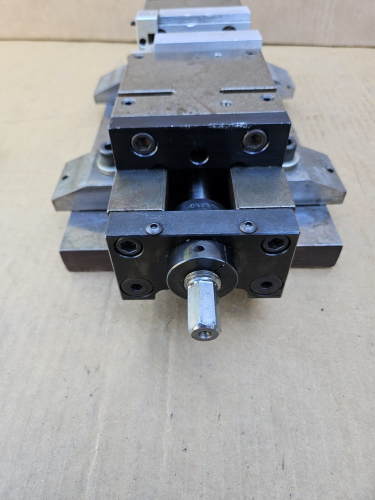 Kurt 4" ?? Vise Milling Machine Used