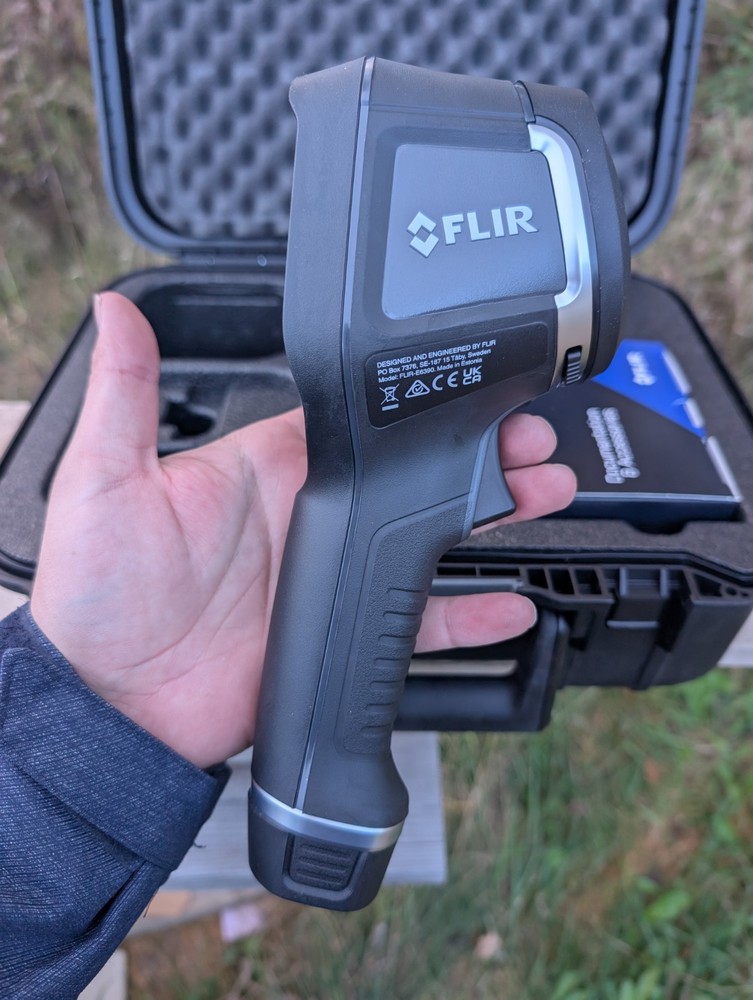 FLIR E6-XT WiFi Infrared Thermal Camera with Extended Temp Range , preview full