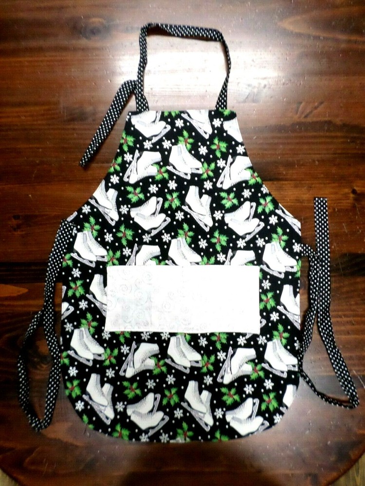 NEW Handmade Apron--Reversible & Adjustable--Pockets-Holly & Ice Skates-Cotton