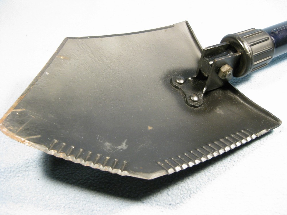 Vintage US. 1990 Ames E-tool Trench Shovel