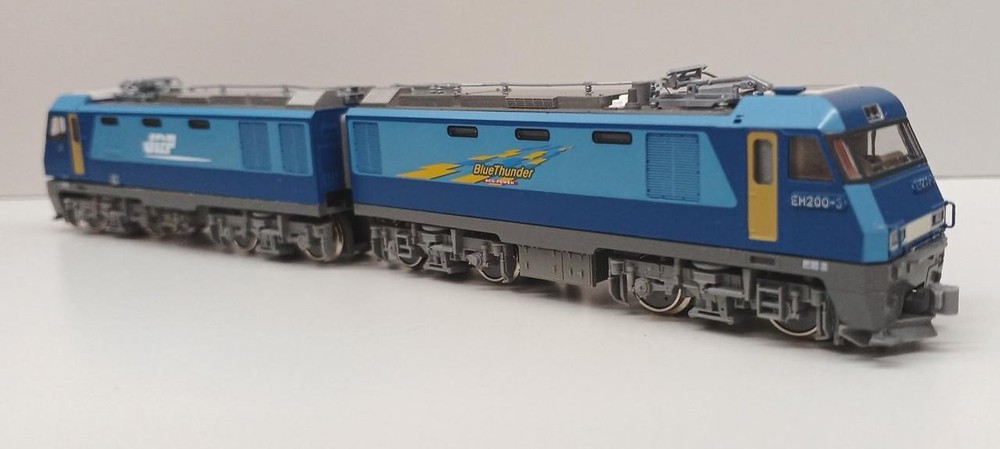 KATO 3045 EH200 NGauge