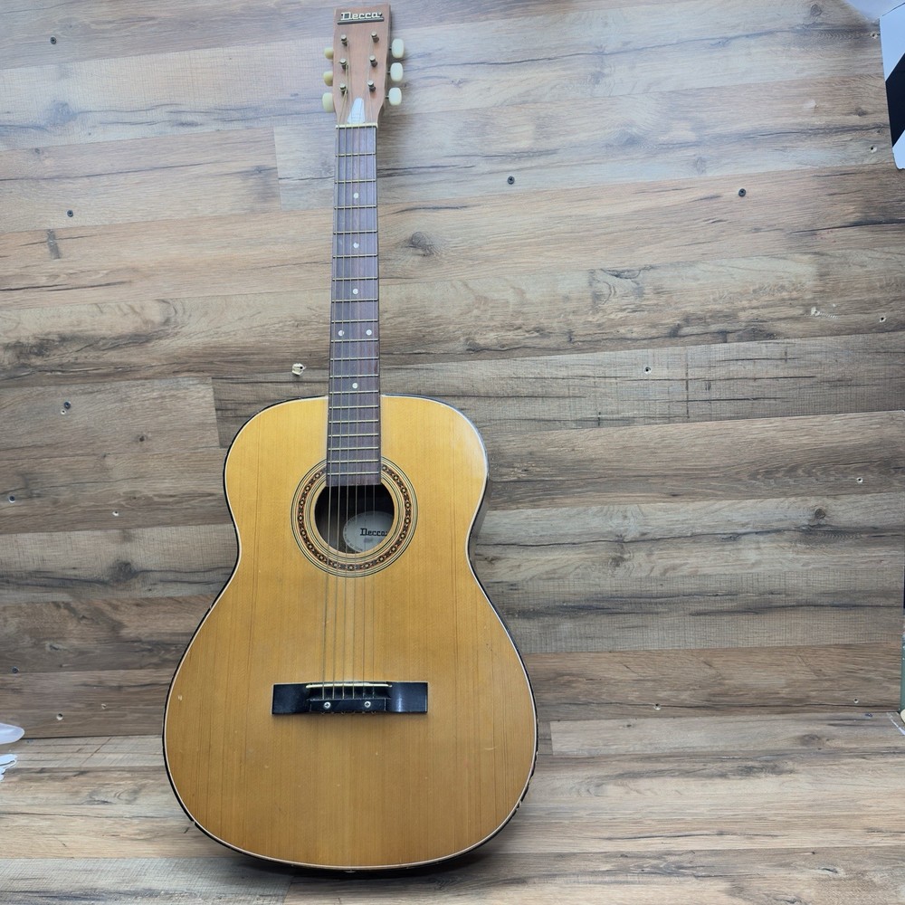 Decca Acoustic Guitar