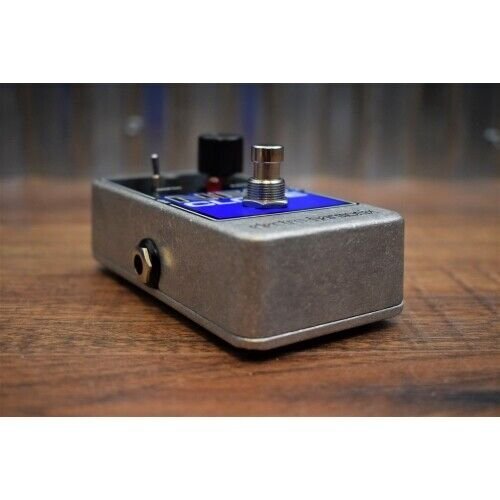 Electro-Harmonix EHX Neo Clone Analog Chorus Guitar Effect Pedal