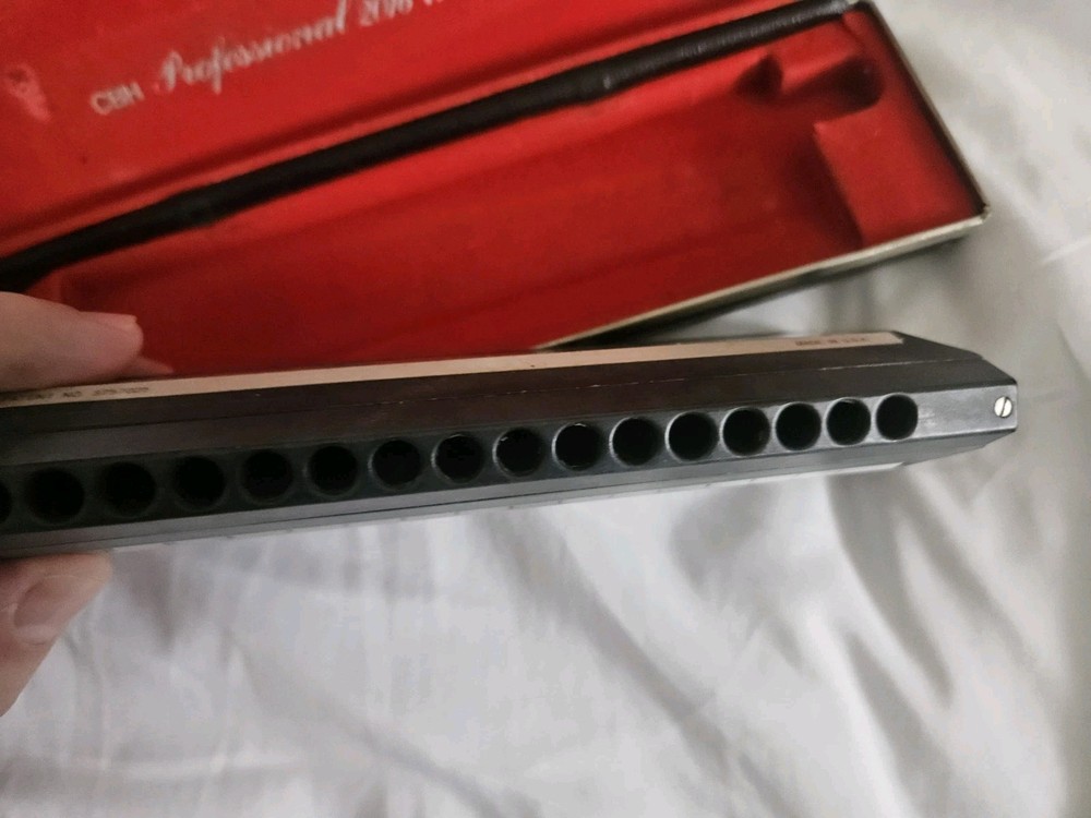 HOHNER CBH PROFESSIONAL 2016 HARMONICA WITH CASE