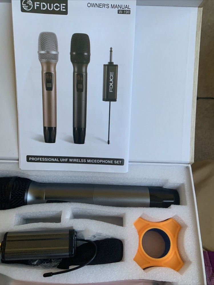 FDUCE Wireless Professional Universal Microphone Duel Handheld System