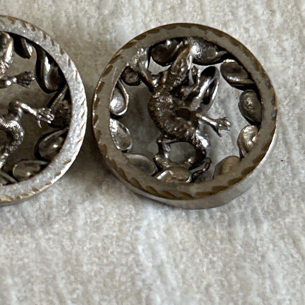(6) Antique Buttons Unique 3 Patterns