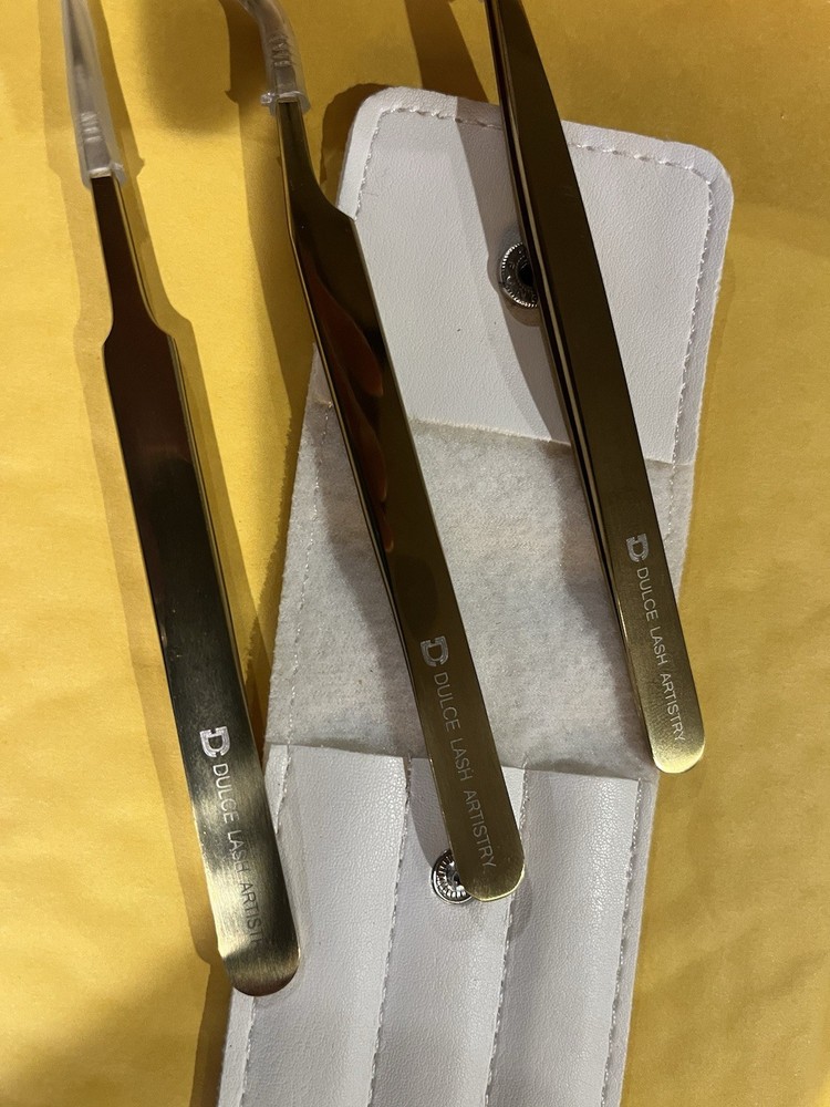 Lash Tweezers