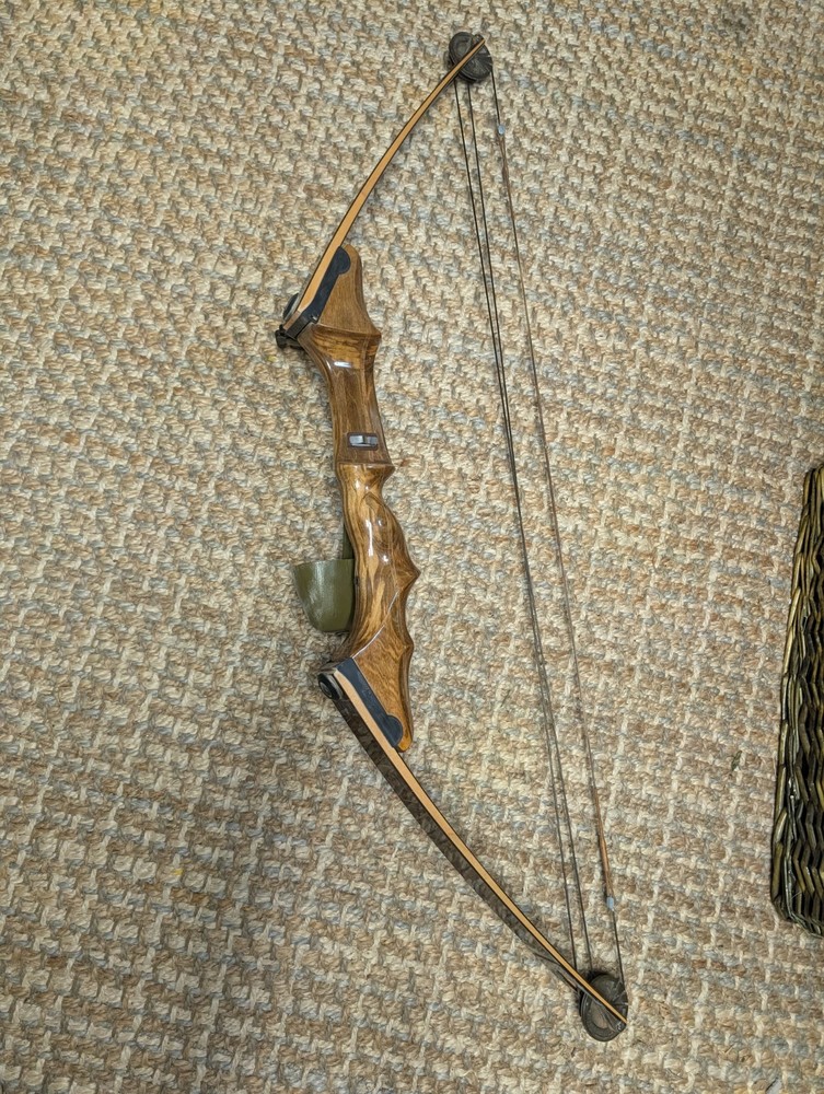 Brown Bear AMO Compound String Length 37 Bow