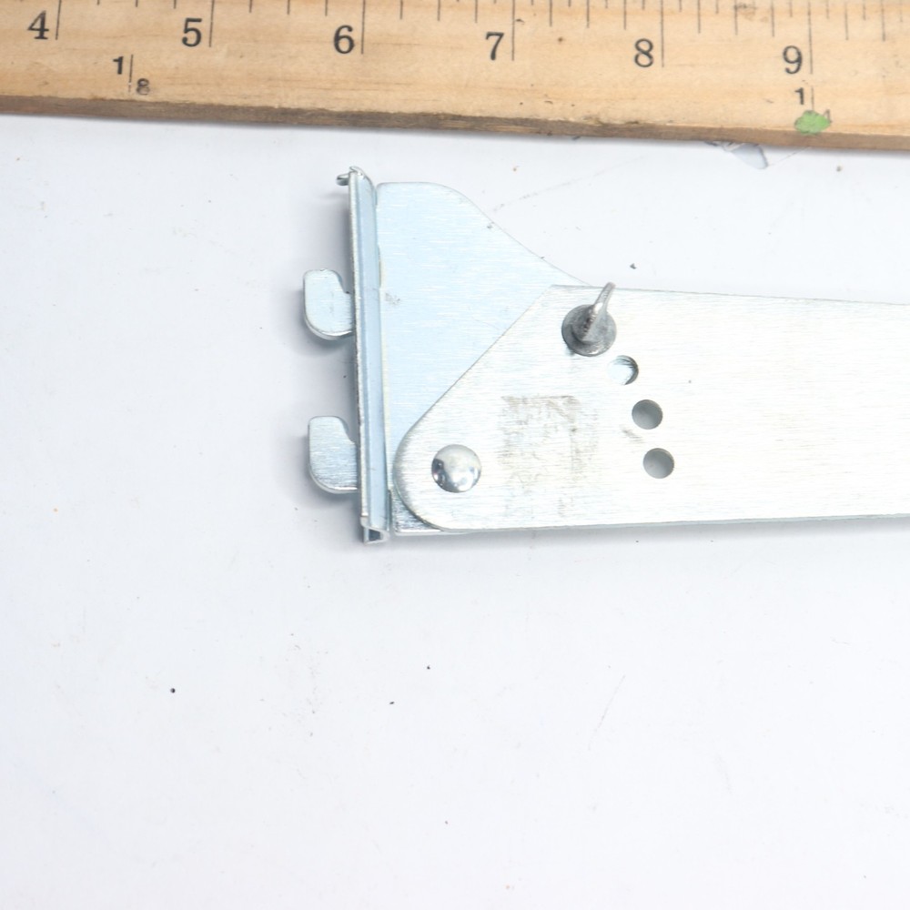Shelf Bracket Metal 14-1/2"