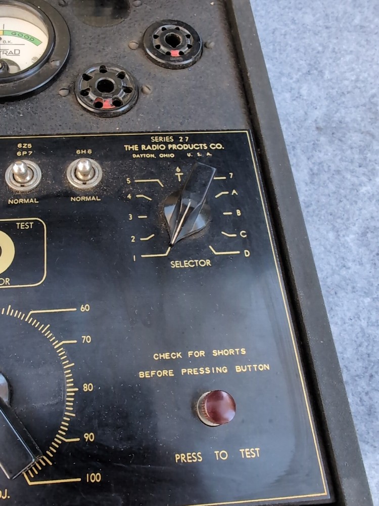 tube tester Dayrad With Tubes