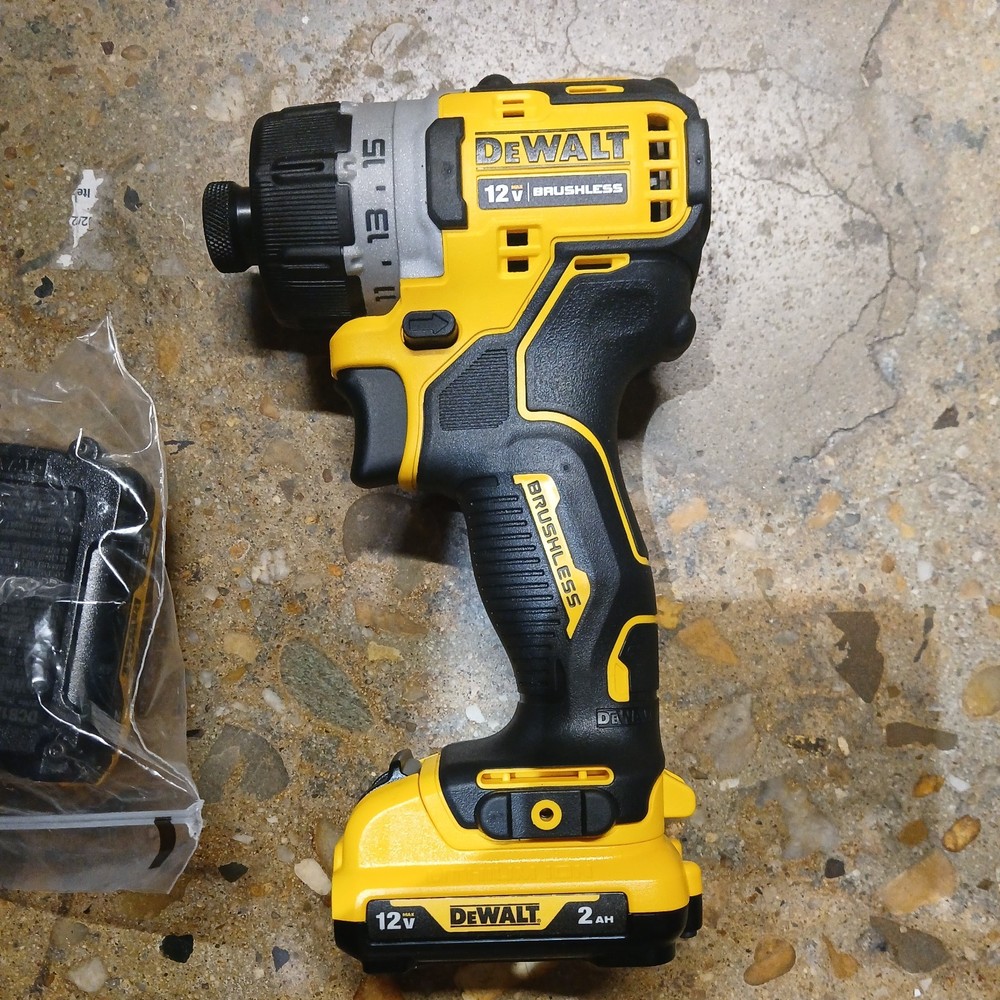 DeWALT DCF601B 12V MAX 1/4" Brushless Screwdriver Portability Clip - Bare Tool