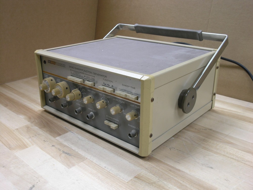 BK Precision Dynascan 3030 Sweep/ Function Generator