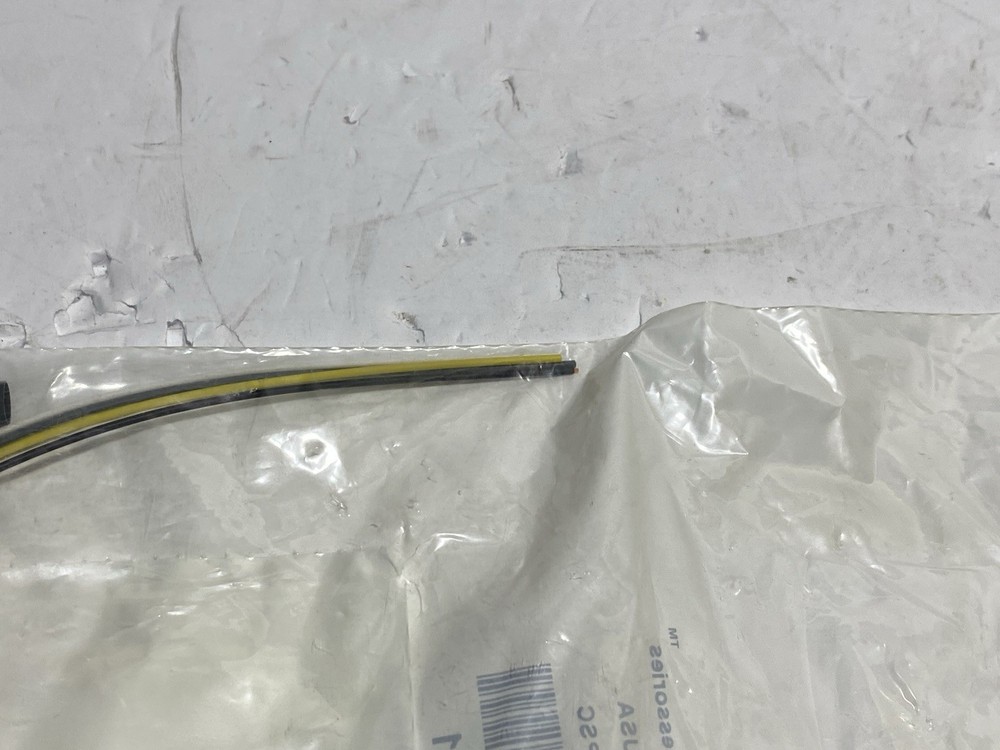 Genuine Mopar Terminal Kit 68423975AB