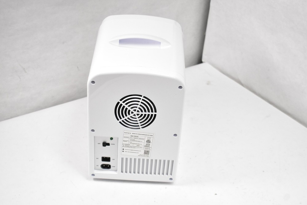 Electactic Mini Fridge White Tabletop Cooler 12V AC DC Portable LY1904 READ