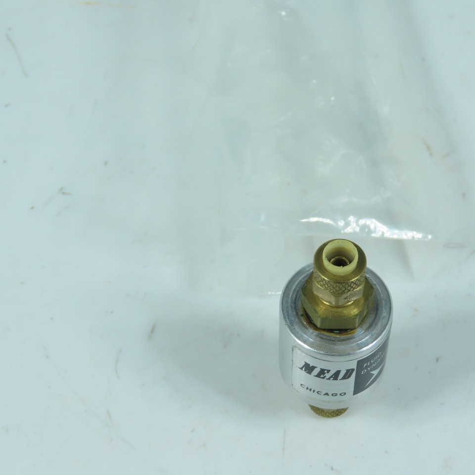 Mead Pneumatic Component Flow Control 1/8"