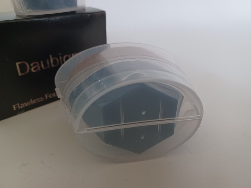 2- Daubigny Flawless Foundation Brush