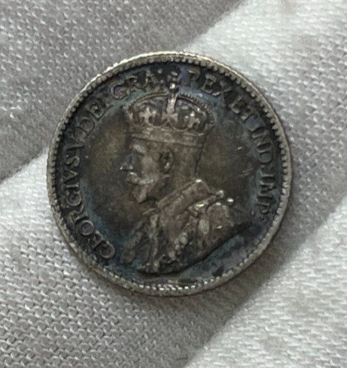 1914 Canada 5 Cents Silver Coin