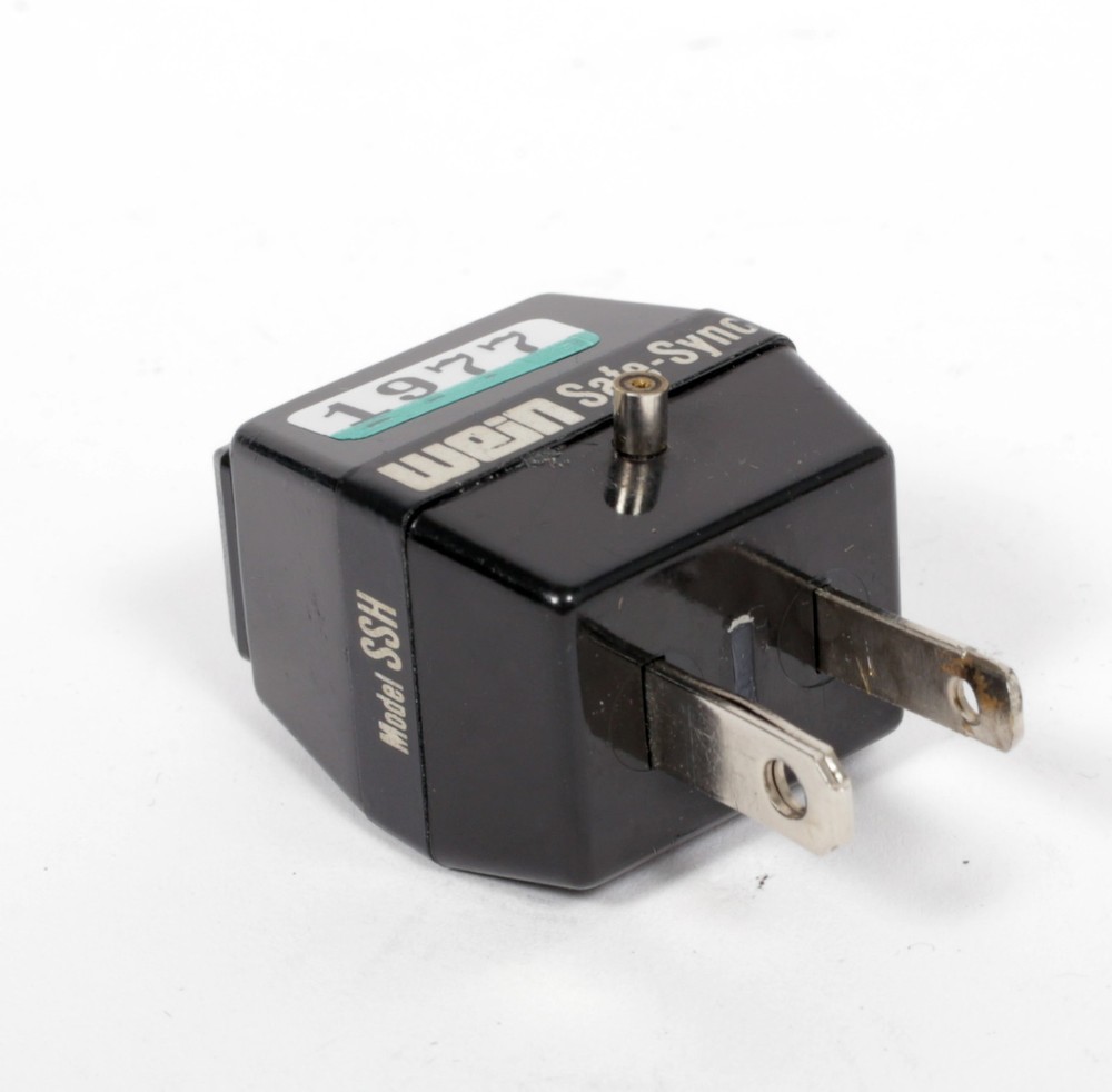 Wein SSH Flash Safe Sync Voltage Regulator AC fiting to PC #1977