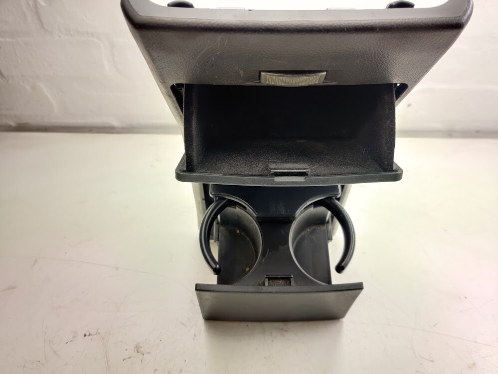 CHEVROLET CAPTIVA CUP HOLDER MIDDLE SECTION
