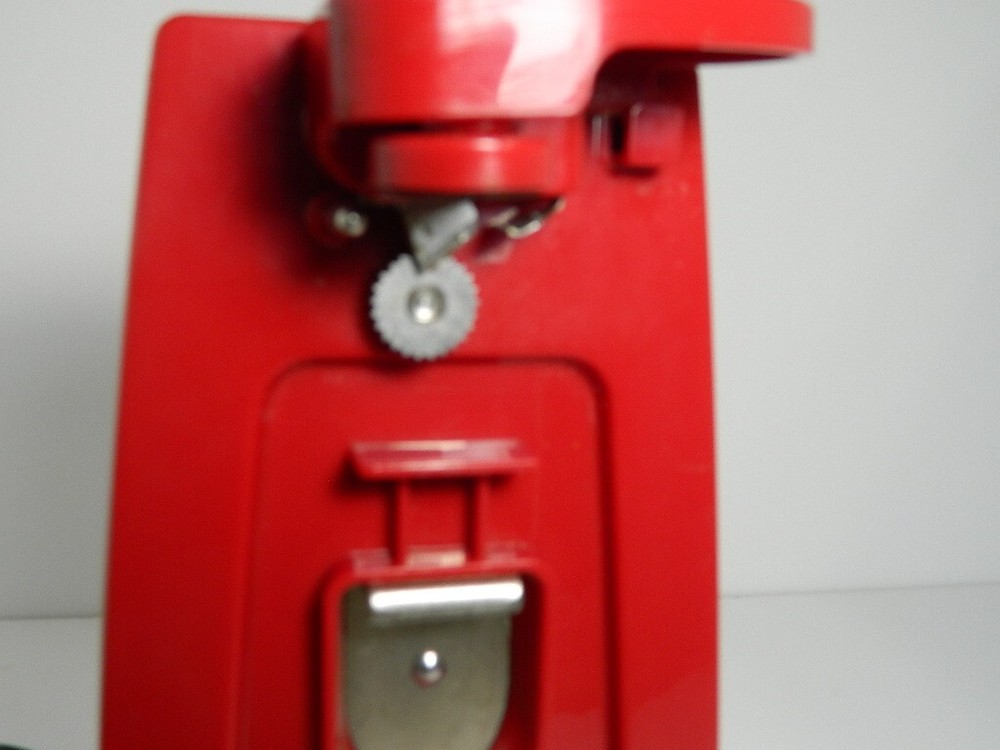 Farberware Electric Can Opener Model FW-COP-RED