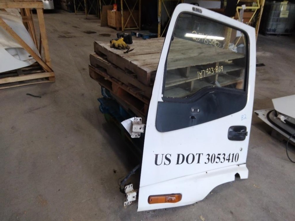 For 2006 ISUZU FTR DOOR ASSEMBLY Left , MN
