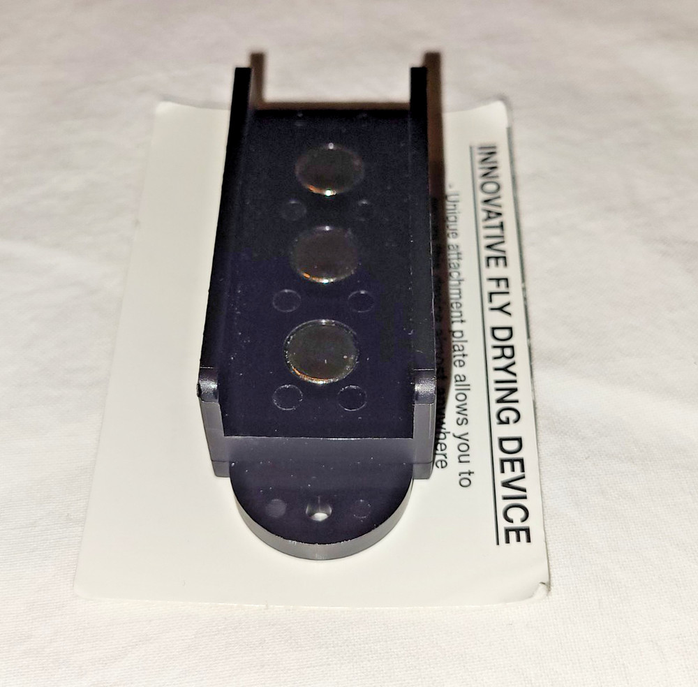 Magnetic INNOVATIVE FLY DRYING DEVICE Fly Fishing Accessory