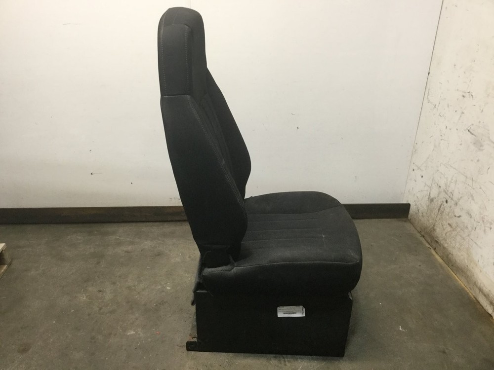 Peterbilt 579 Right/Passenger Seat - Used