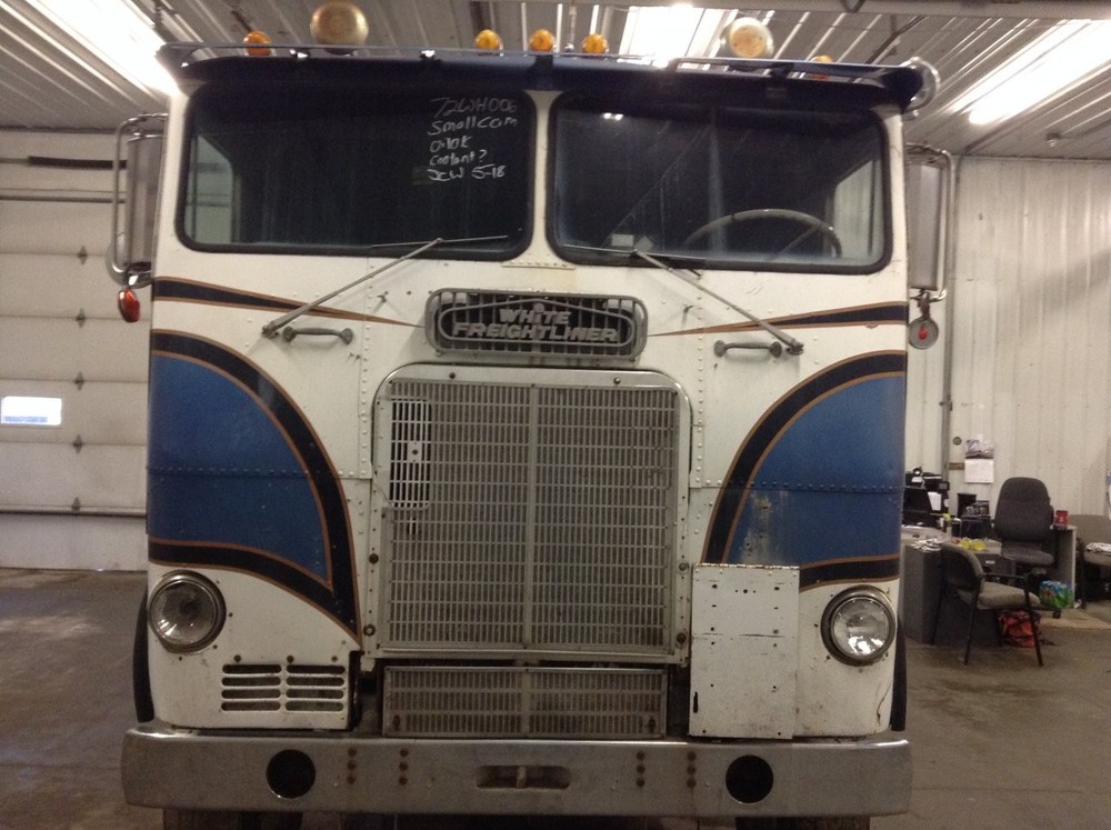 Freightliner FLT ALUMINUM Left/Driver FRONT Panel