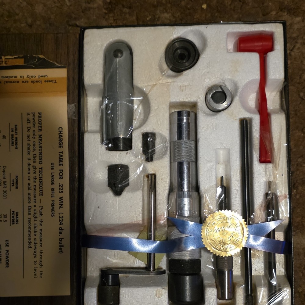 Lee Target Model Zero Error Caliber Conversion Kit for .225 Winchester Rifle