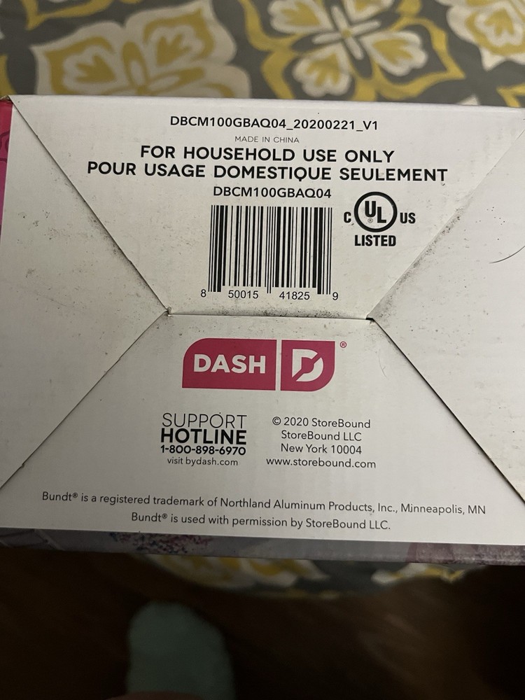 NEW Dash Mini Bundt Cake Maker, Non-Stick Surface, Recipe Guide, Aqua