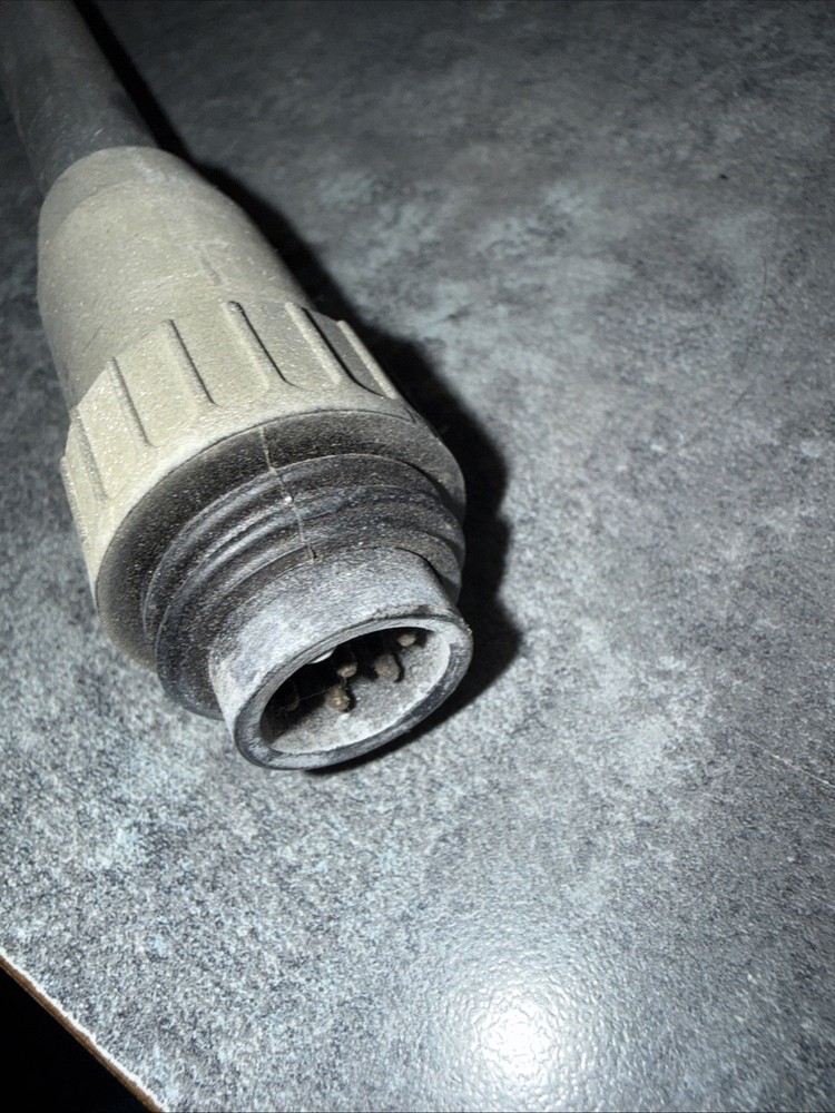 KVH Quadro wind insturment masthead unit