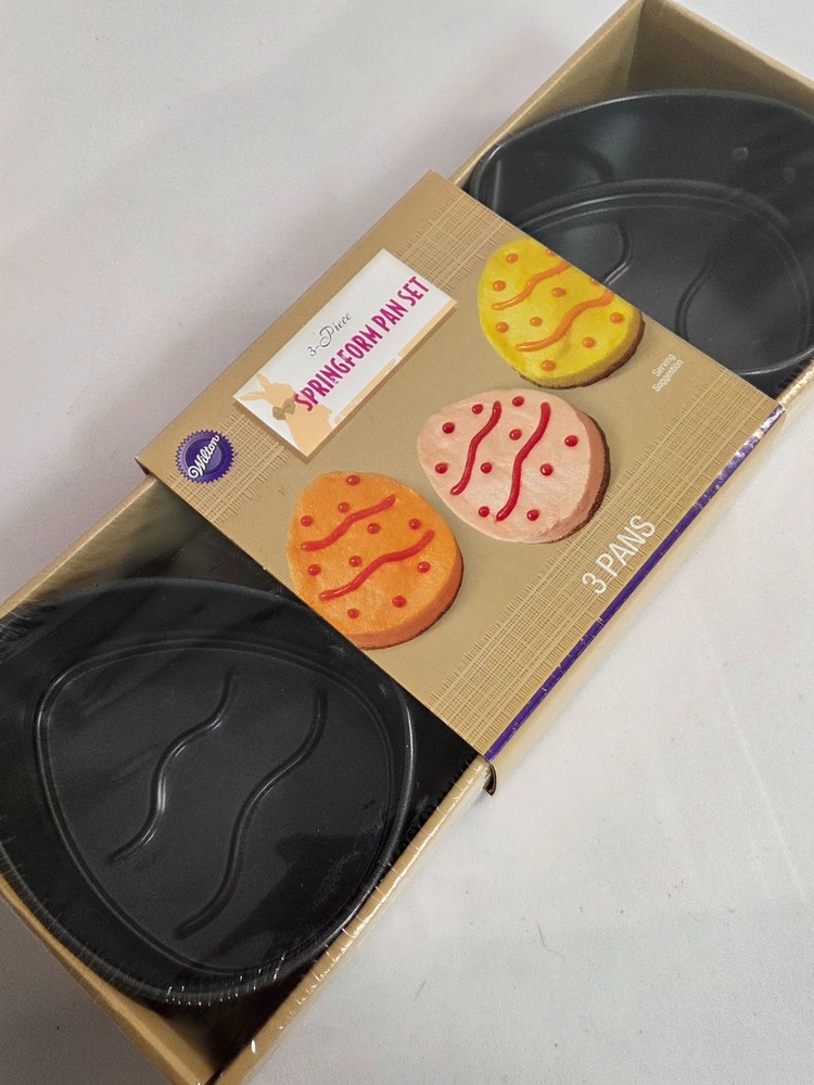 Easter Wilton 3 Piece Cake Pan Egg Shaped Springform Set 5" Each Mini Cakes