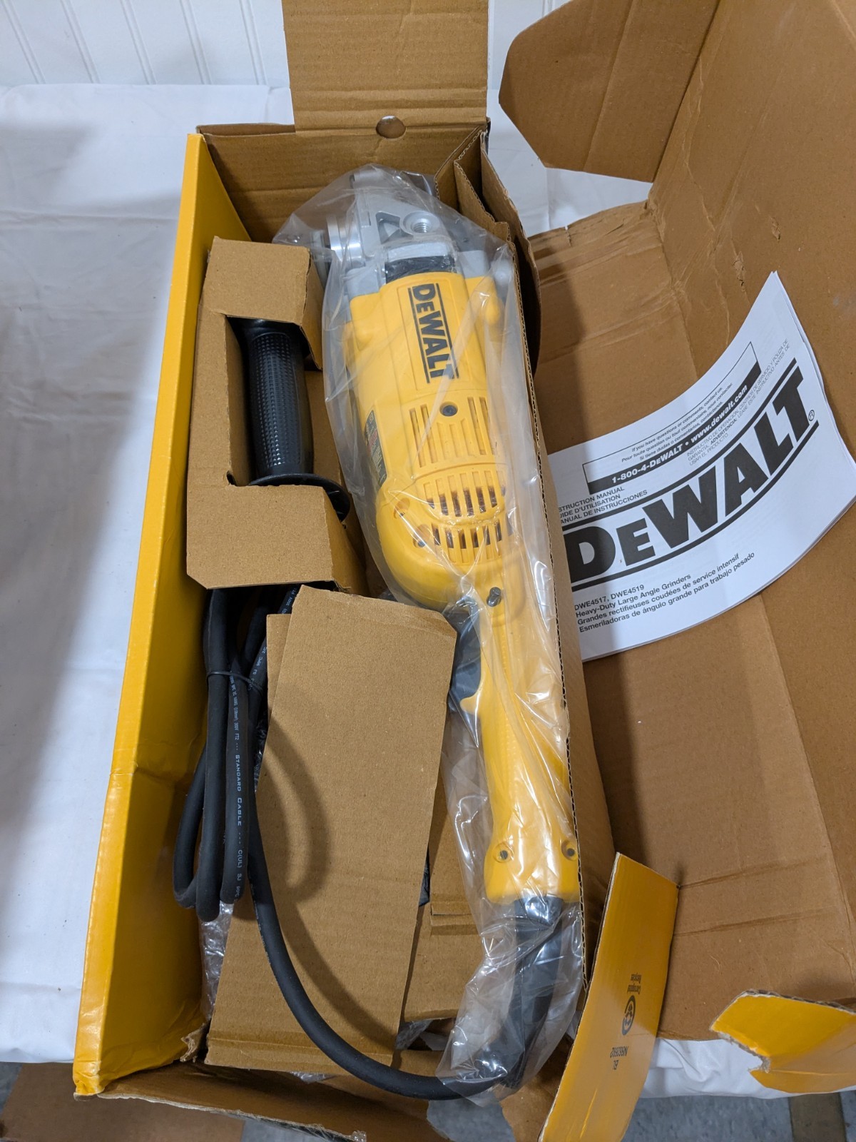 DeWALT 9" Wheel Dia, 6500 RPM, Corded Angle Grinder DWE4519