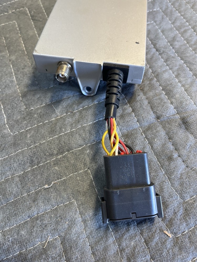 Harley-Davidson OEM Harmon Kardon CB Module 2006-2013 Touring Models! 76236-06C!