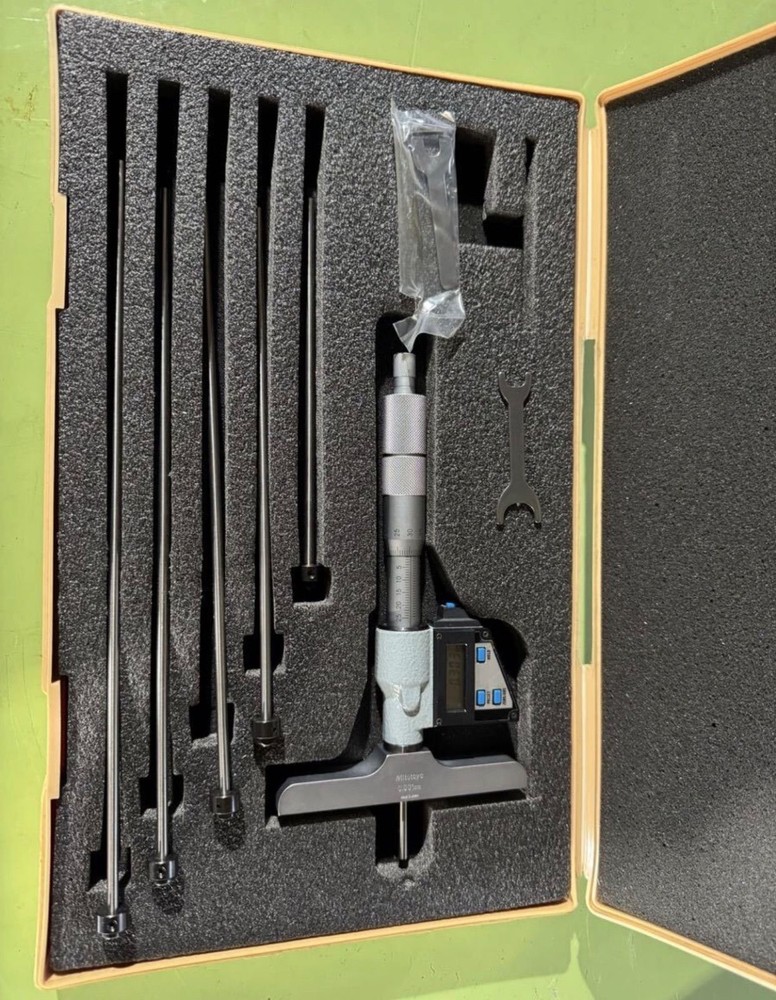 Mitutoyo  Depth Micrometer DMC100-150DM #117